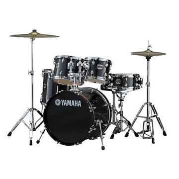 Yamaha Gigmaker 5-Piece Drum Set with 20" Bass Drum Black Glitter
